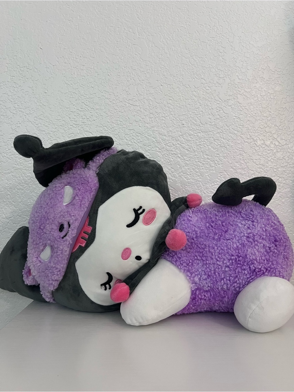 Large Kuromi Sleeping Plush Purple Sherpa Sanrio Stuffed Animal Plushie - Picture 5 of 6